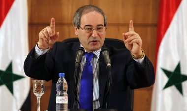 فيصل المقداد يشدد على انسحاب تركيا ويتهم أمريكيا بنهب ثرواتها في سوريا