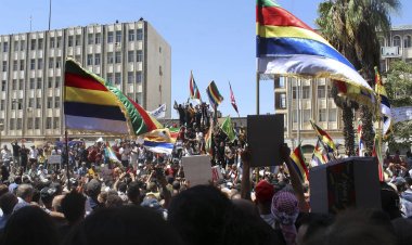 شعارات مظاهرة يوم الجمعة الرابع في السويداء : إسقاط بشار