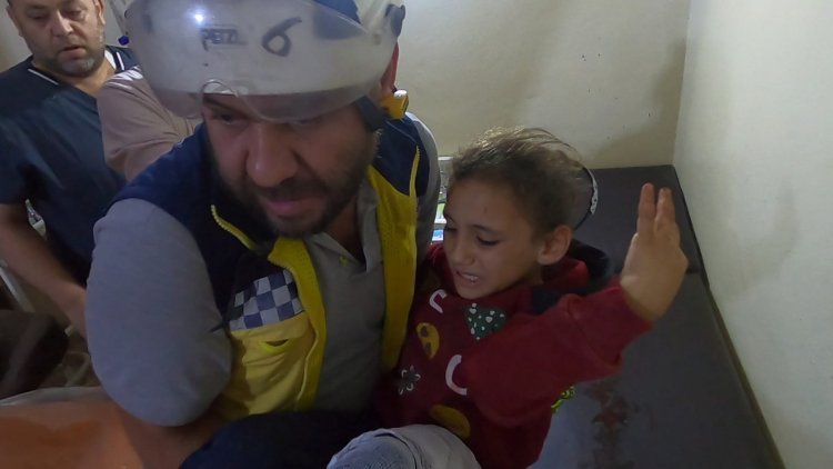 مقتل وإصابة طفلتين نازحتين بقصف لقوات النظام شمال إدلب