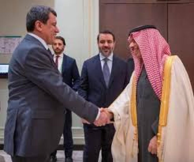 لقاء ميونخ يثير الجدل: الشيباني ونظيره السعودي بحضور عبدي وإلهام أحمد وسط تساؤلات حول التمثيل السوري