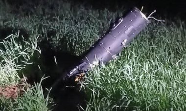 معاون وزير الدفاع "سيبان حمو" عبر منصة إكس:  ‏ندين بأشد العبارات الهجوم الثاني الذي يستهدف المنطقة الشرقية لسوريا، وتحديداً في بداية هذا اليوم تعرضت قاعدة قسرك الأمريكية الواقعة على أراضينا لهجوم عبر أربع مسيرات أُطلقت من الأراضي العراقية. تم إسقاط المسيرات دون خسائر.