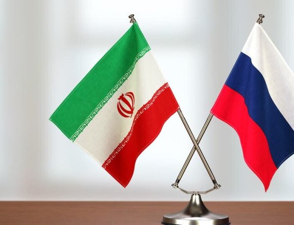 ايران أسوشيتد برس‏:  روسيا وفرت معلومات لإيران تساعدها في مهاجمة الجيش الأميركي.