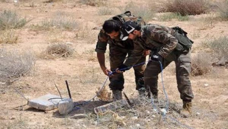 شهداء وجرحى بانفجار مخلفات حربية أثناء مهمة للجيش السوري في ريف إدلب