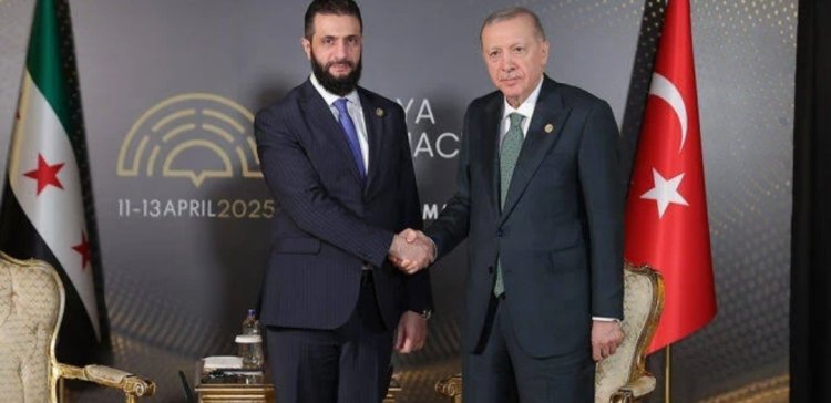 لقاء الرئيس الشرع والرئيس أردوغان على هامش منتدى أنطاليا الدبلوماسي