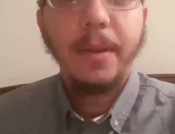 عاجـــل   قوى الأمن الداخلي تعتقل معن عبد الحق الممثل الموالي لنظام الأسد المخلوع، في دمشق