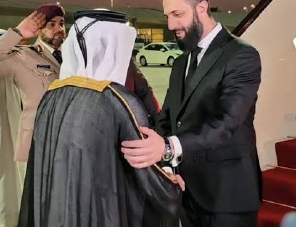 الرئيس أحمد الشرع يصل إلى الدوحة لتقديم واجب العزاء بوفاة والد أمير قطر