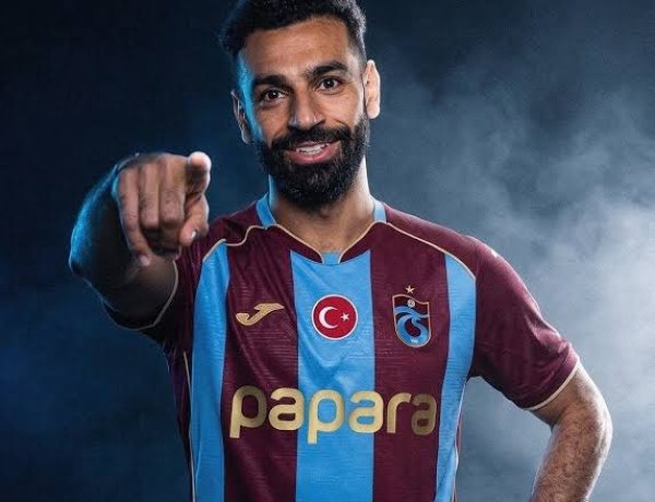 رسميًا.. محمد صلاح لاعبًا في طرابزون سبور التركي