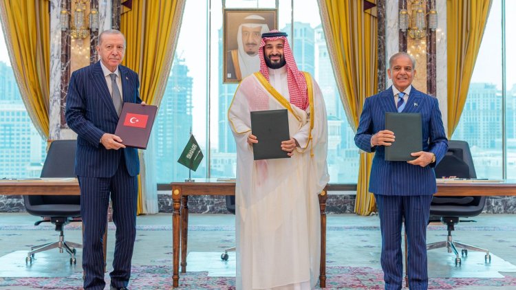 رويترز: اتفاق مكة للدفاع المشترك يعزز التقارب الأمني بين الدول الإسلامية