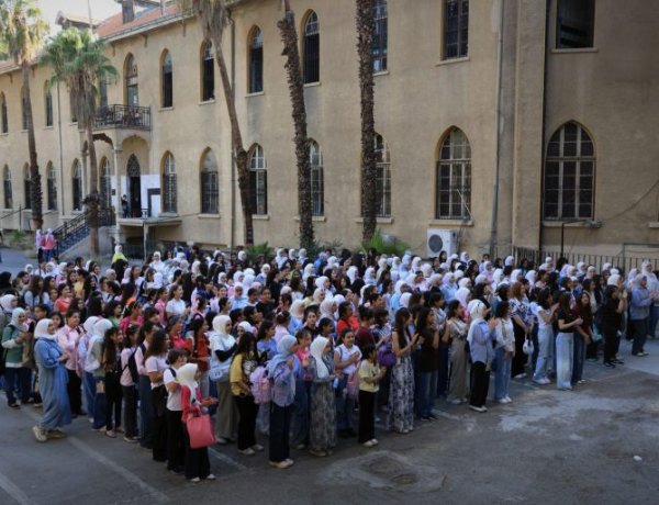 انطلاق العام الدراسي الجديد في سوريا.. أكثر من 5.2 ملايين طالب وطالبة يعودون إلى مقاعد الدراسة